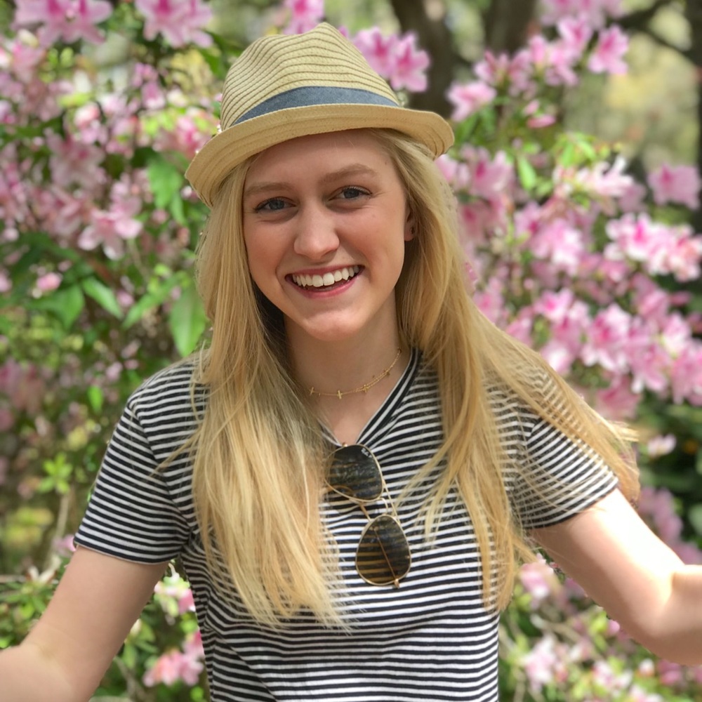 Meet your Posher, Elizabeth